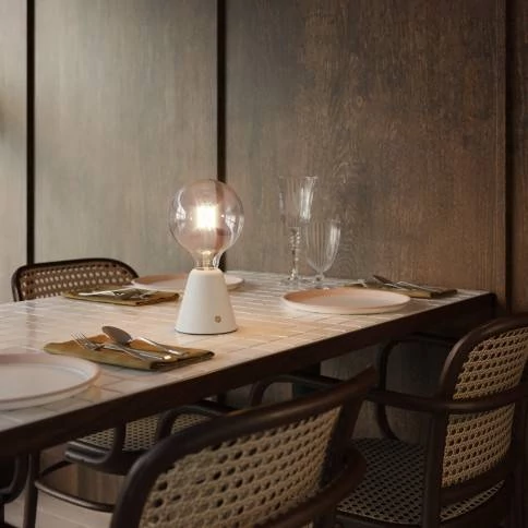 LED Gouden LED Carbon Filament lamp C07 Gebogen Spiraal Globe G125 4W E27 Dimbaar 1800K