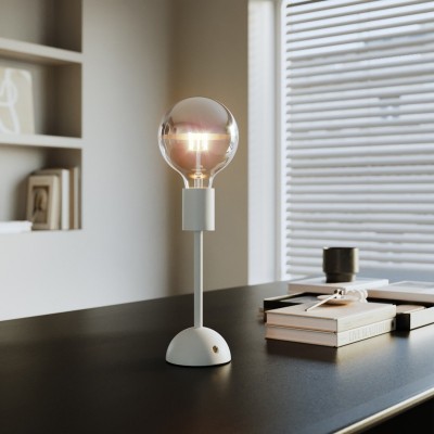 Draagbare en oplaadbare Cabless02 Lamp met zilveren halve gloeilamp