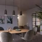Hanglamp vervaardigd in Italië met textielkabel, keramische flessenkap en metalen afwerking