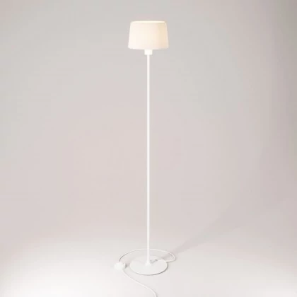 MAG-Y vloerlamp met ronde metalen voet en Athena kap - mat wit