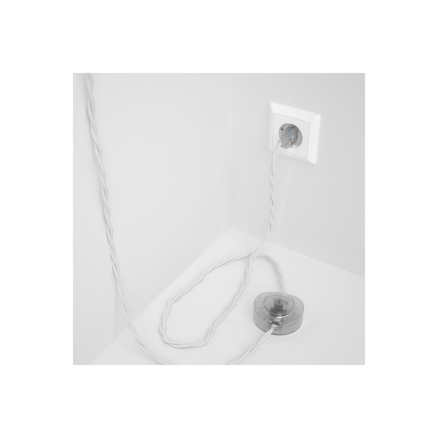 Strijkijzersnoer set TM01 wit viscose 3 m. voor staande lamp met stekker en voetschakelaar.
