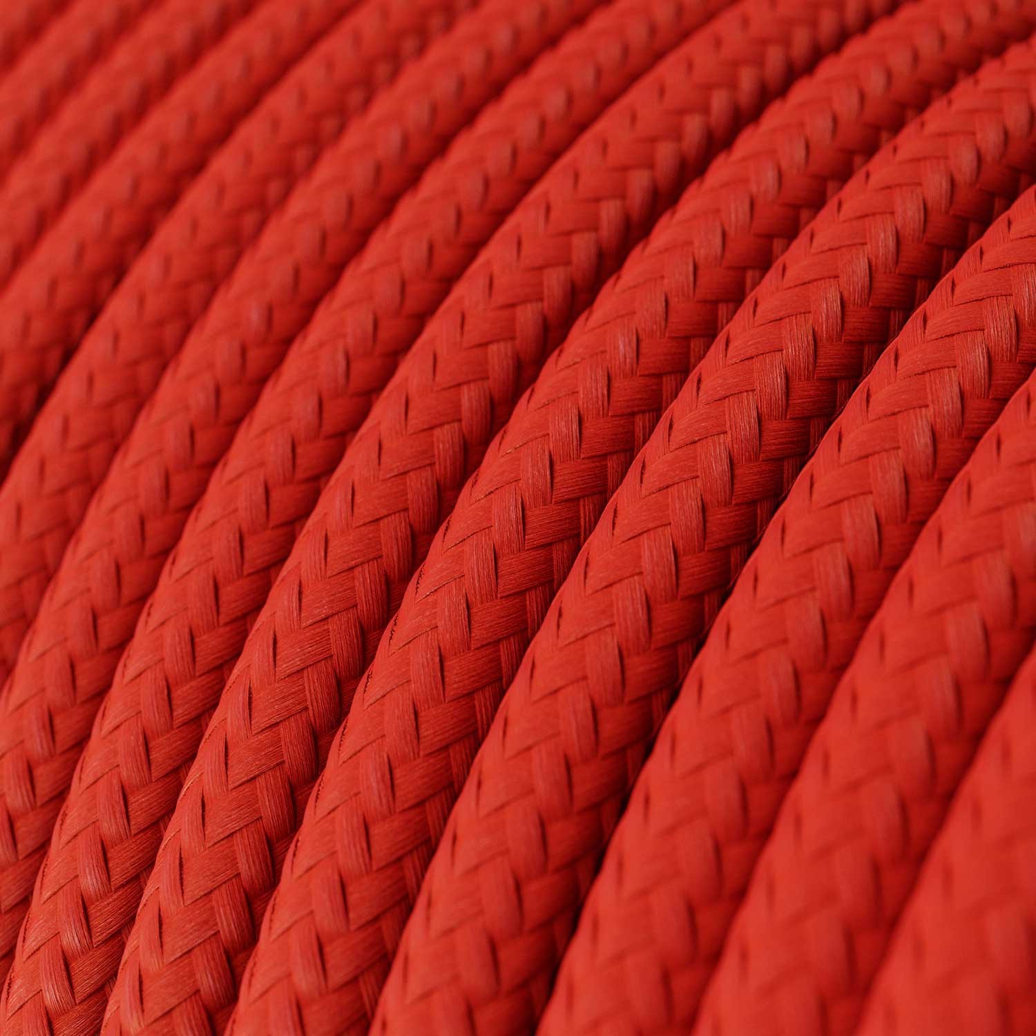Ophanging gemaakt in Italië met textiel kabel en siliconen afwerking