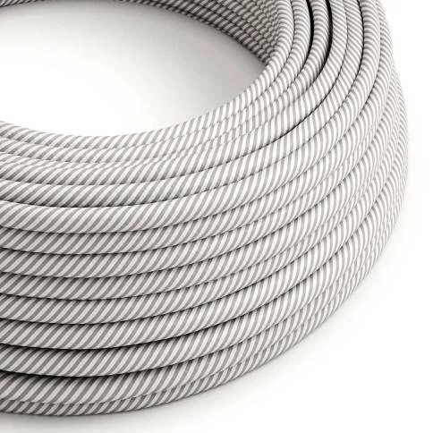 3 lichts-hanglamp voorzien van XXL rechthoekige Rose-One 675 mm compleet met strijkijzersnoer en Tub E14 metalen lampenkap