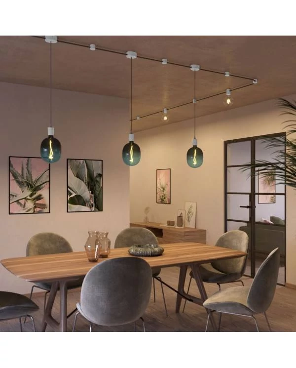 Ovale houten aansluitkap met een gat in het midden en 2 zijgaten voor prikkabels voor lichtsnoer en Filé-systeem. Made in Italy