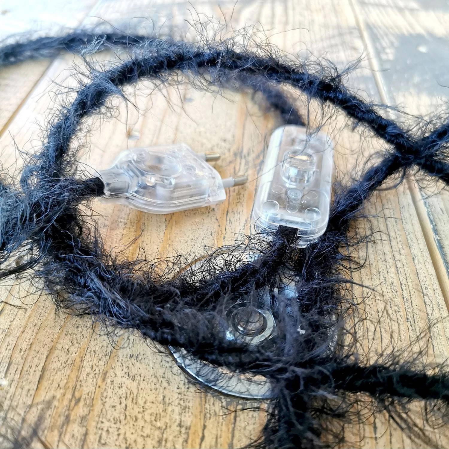 Burlesque gedraaide elektriciteitskabel bekleed met stof, pluizend harig effect, effen kleur zwart TP04