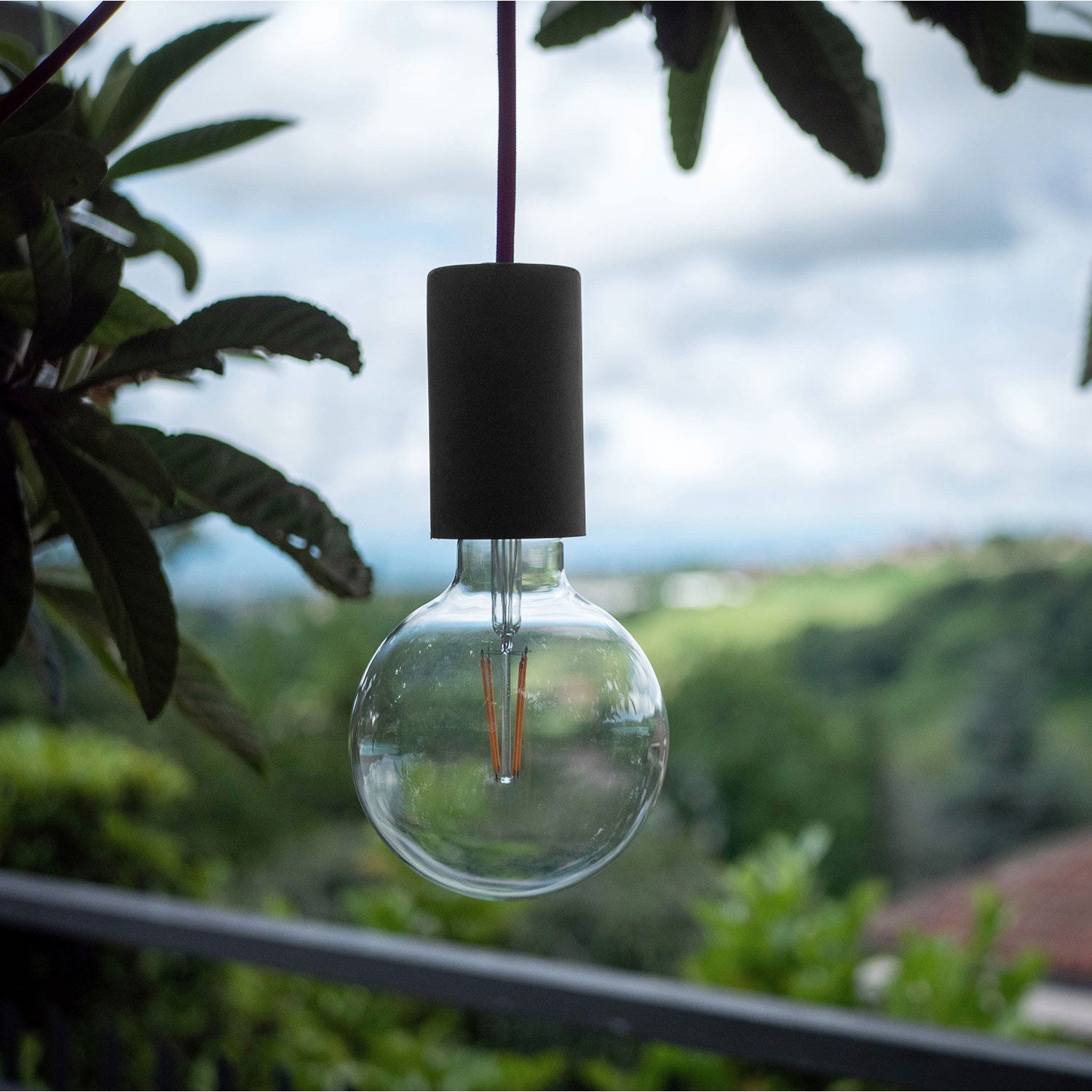 EIVA ELEGANT, E26 silicone socket kit - suitable for wet locations - Black