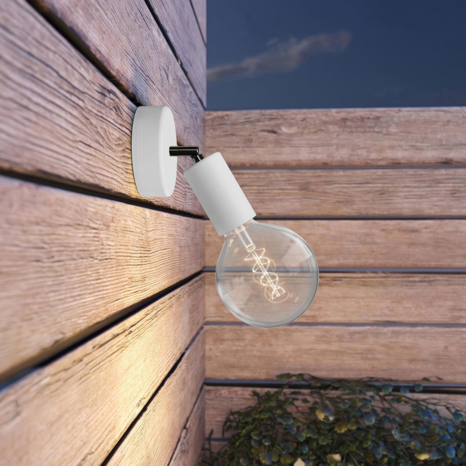 Fermaluce EIVA ELEGANT with adjustable joint, canopy and socket for wet locations - White