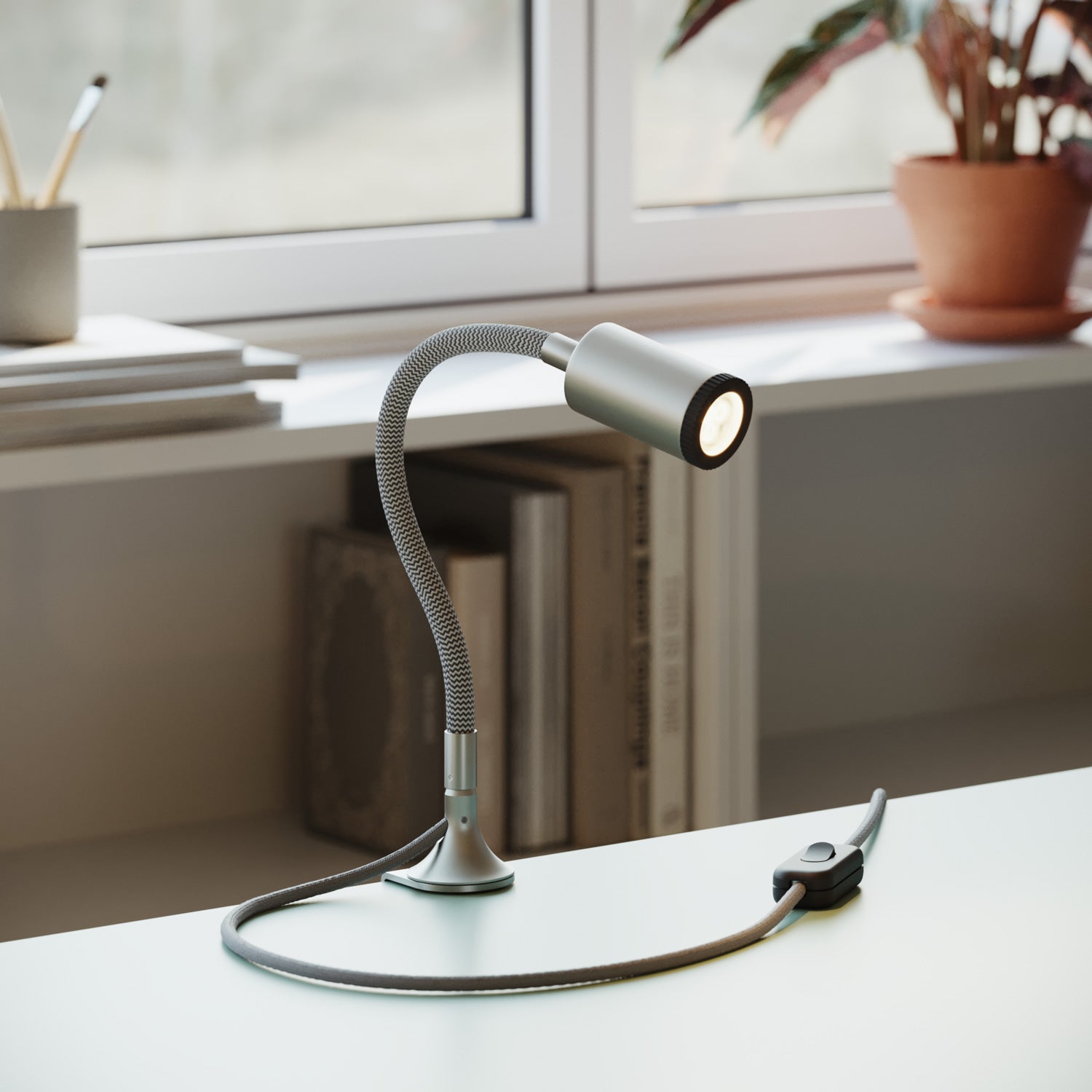 Morsetto da tavolo MAG-Y - Titanio satinato