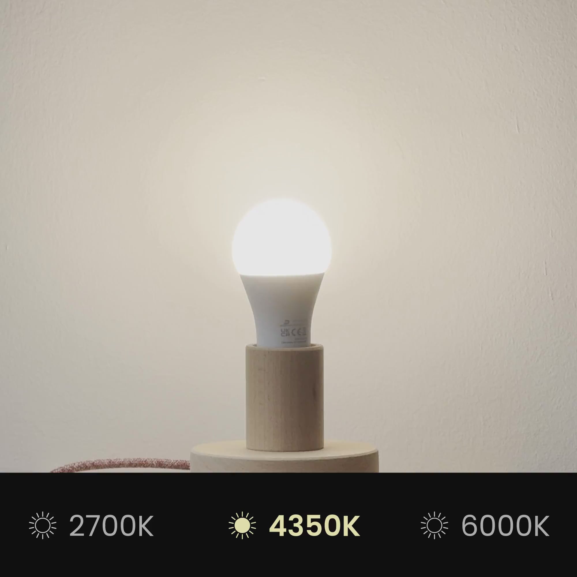 Video uploaden: Wandlamp Ventola met lampenkap in Arenal taupe stof - Made in Italy