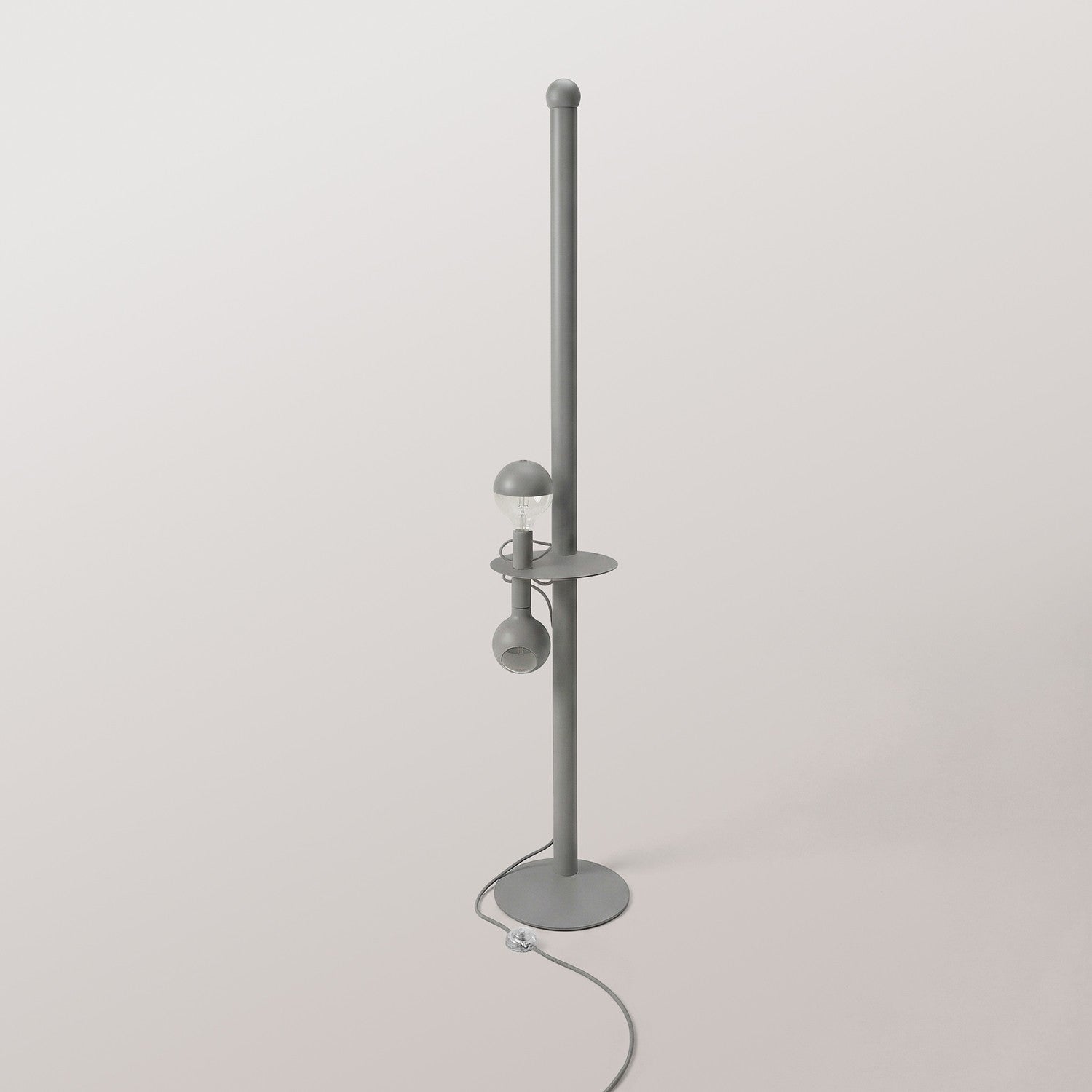 Rocco XXL - Lampada da terra con spina UK e lampadina Maria e Camo - Grigio