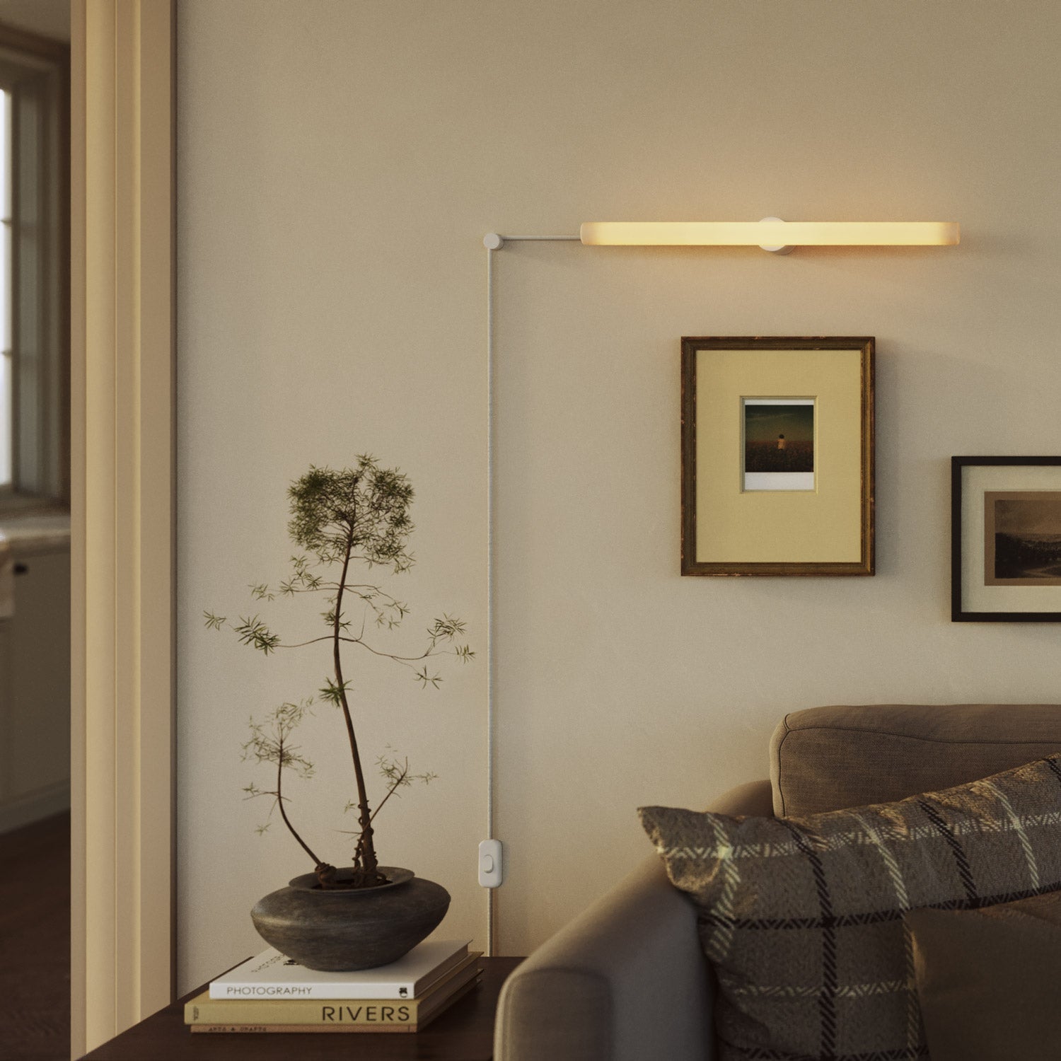 Spostaluce Esse14 Plug-in Light with S14d Socket - White